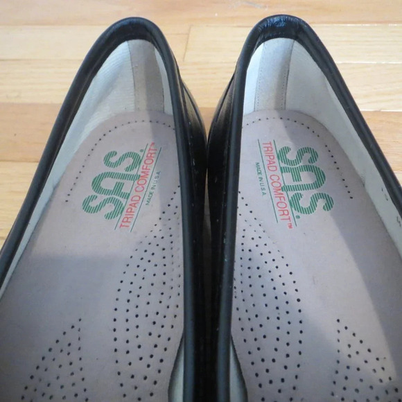 Women's Black SAS Penny Loafers Wedges Slip On Shoes Size 10 M EUC - Picture 9 of 10